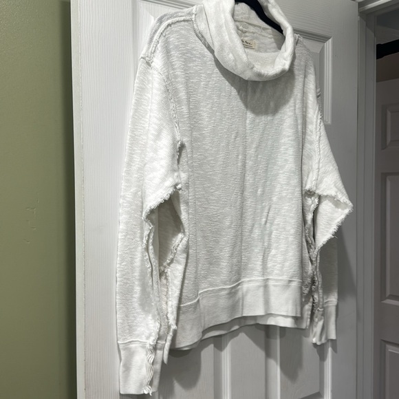 We The Free Turtleneck Pulover - Picture 4 of 12